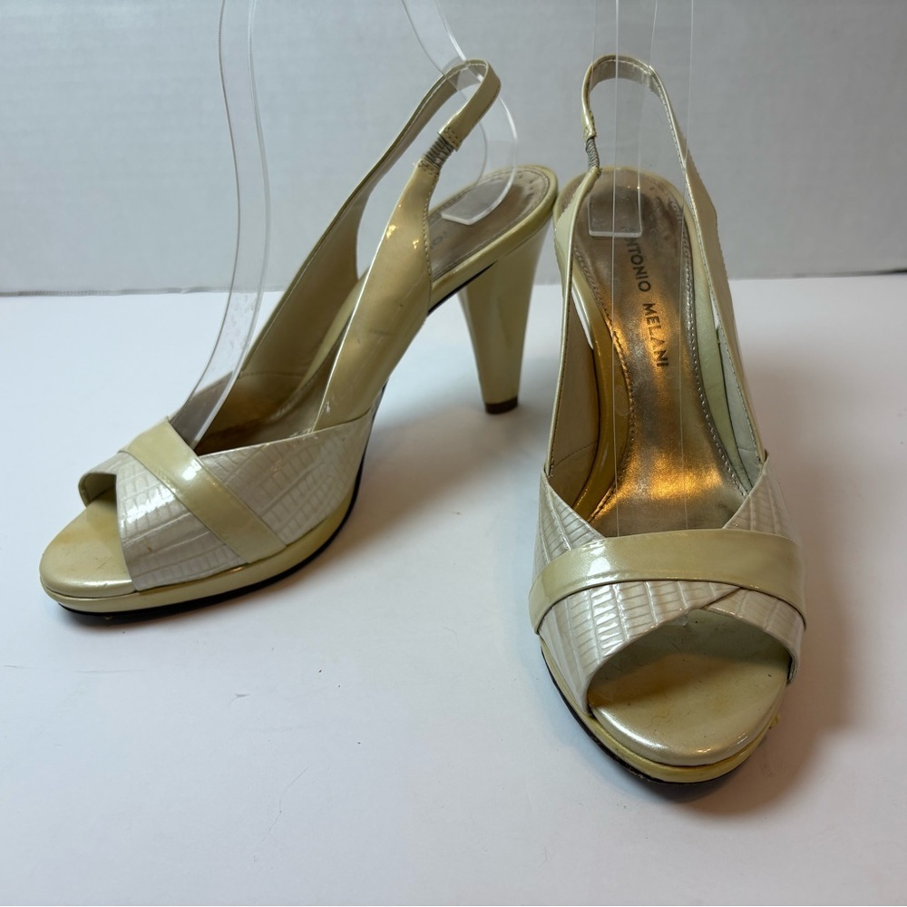Antonio Melani women’s ivory & cream open-toe slingback sandals size 7.5